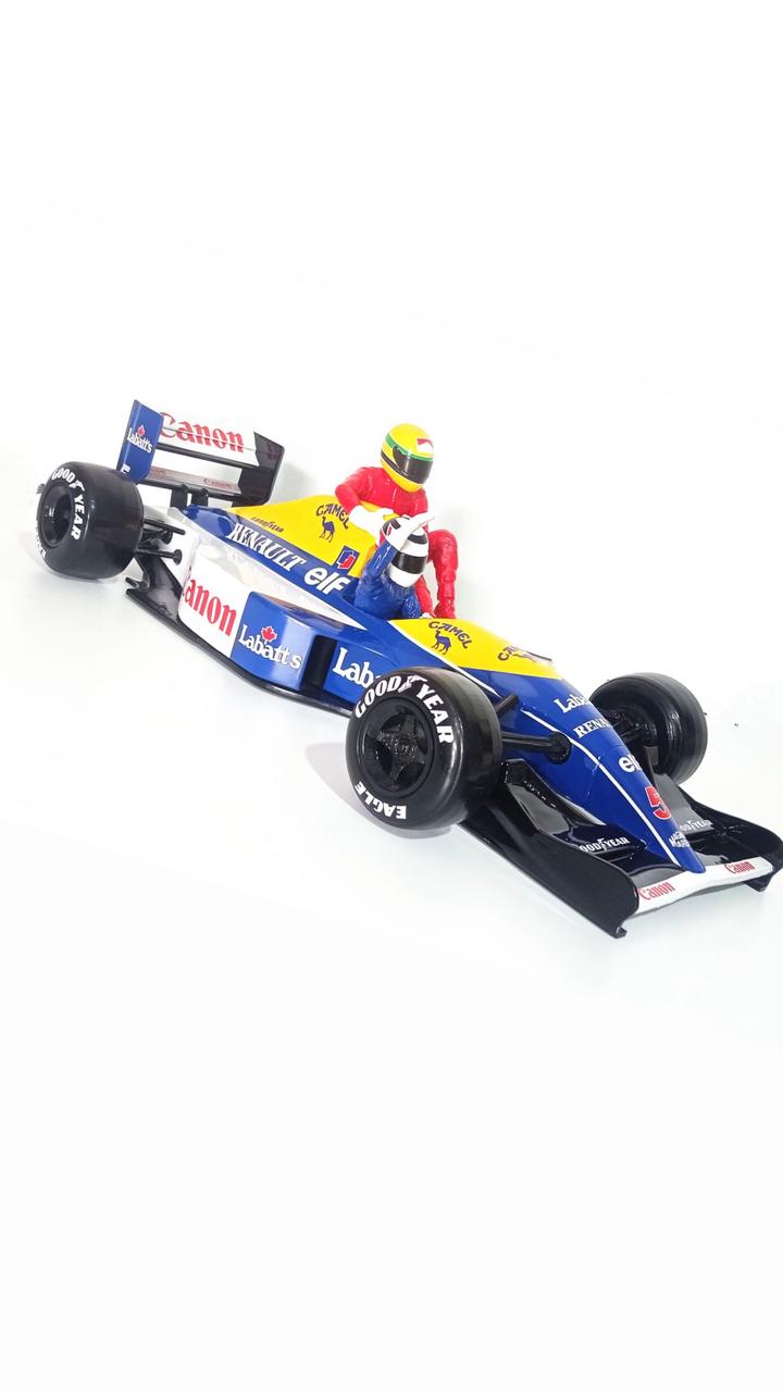 Escultura Colecionável | Cena Ícone de Carona na F1